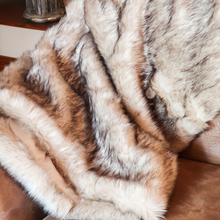Load image into Gallery viewer, Luxury Faux Fur Throw